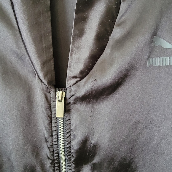 Puma Satin Bomber Lightweight Jacket - Picture 5 of 8